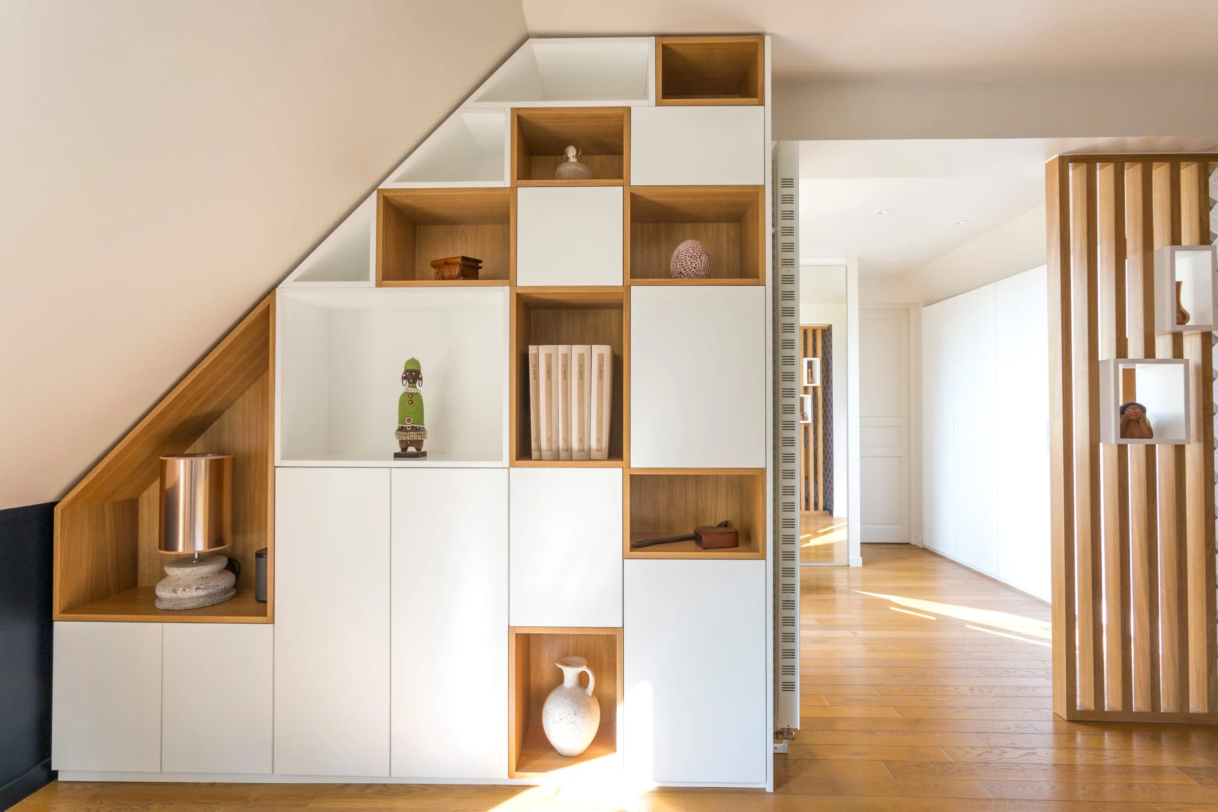 Besoin d&rsquo;organiser votre espace ? Optez pour un meuble de rangement sur mesure !