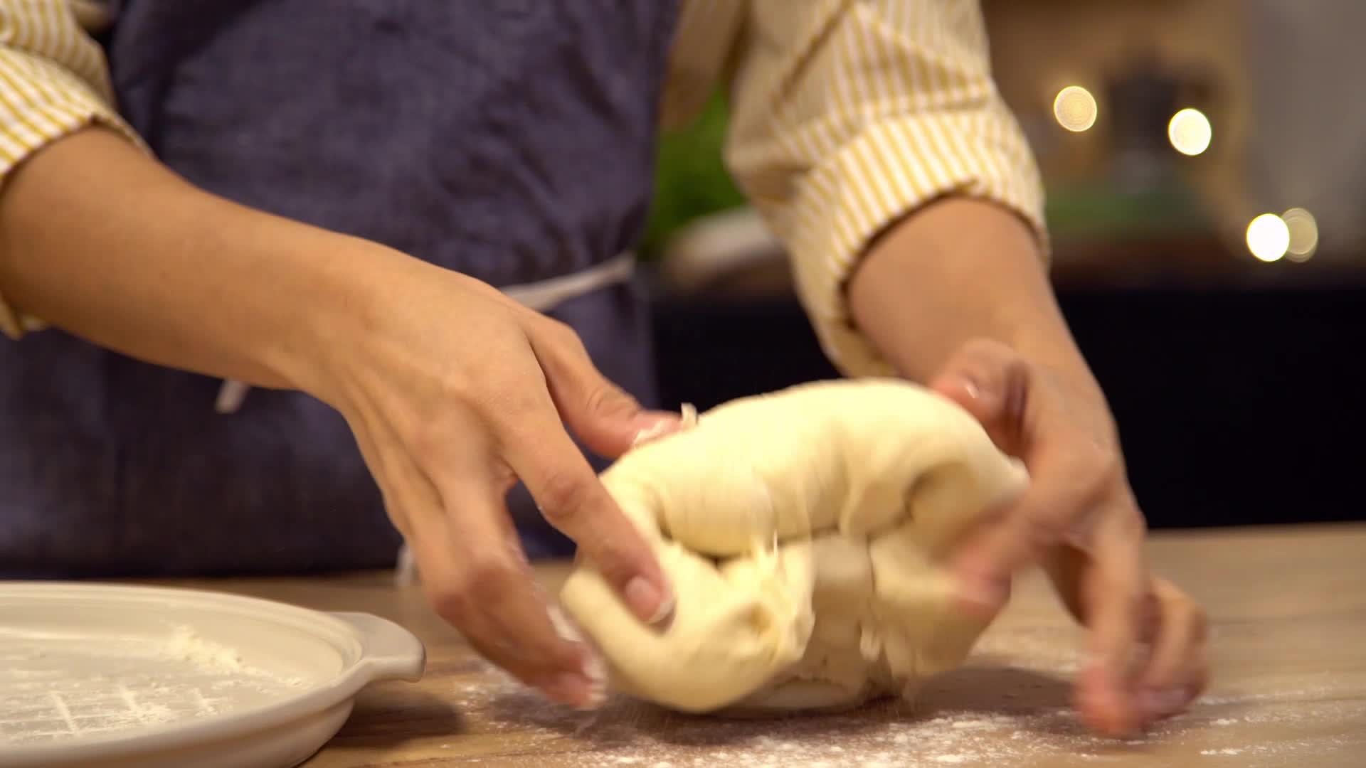 Élégance et Préservation : La Cloche à Gâteau Casa, l’Accessoire Indispensable de Votre Cuisine