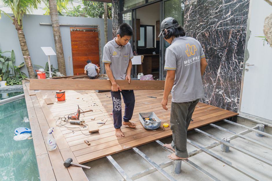 Comment installer un caniveau de terrasse provenant de Brico Dépôt ?