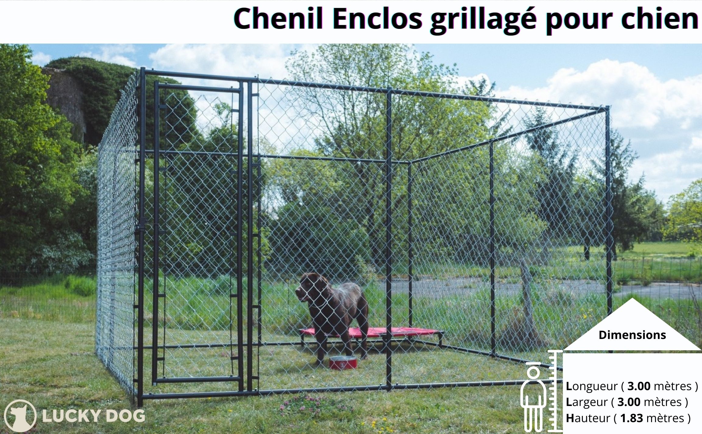 Parc extérieur sécurisé pour chien installé dans un jardin